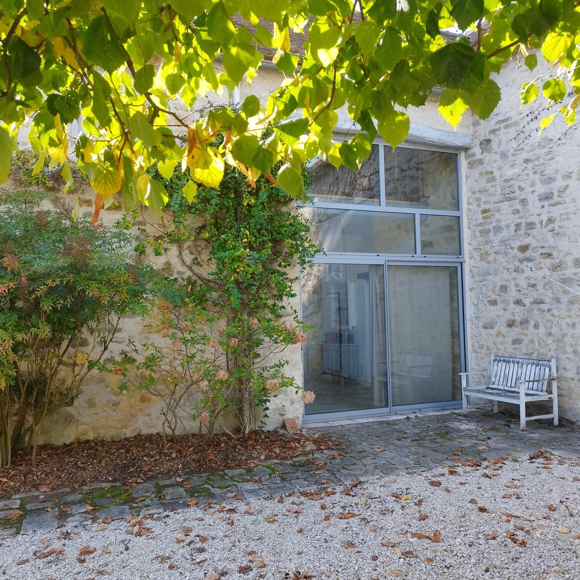 Belle Maison Dans Corps De Ferme - Logement Gabriel Villiers-sous-Grez Bagian luar foto